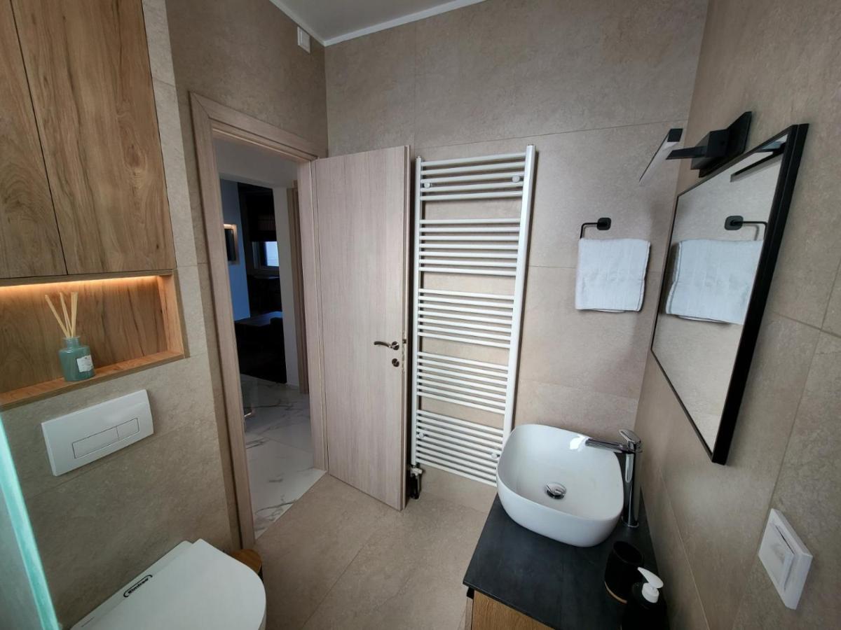 Medd Penthouse Apartment Атина Екстериор снимка