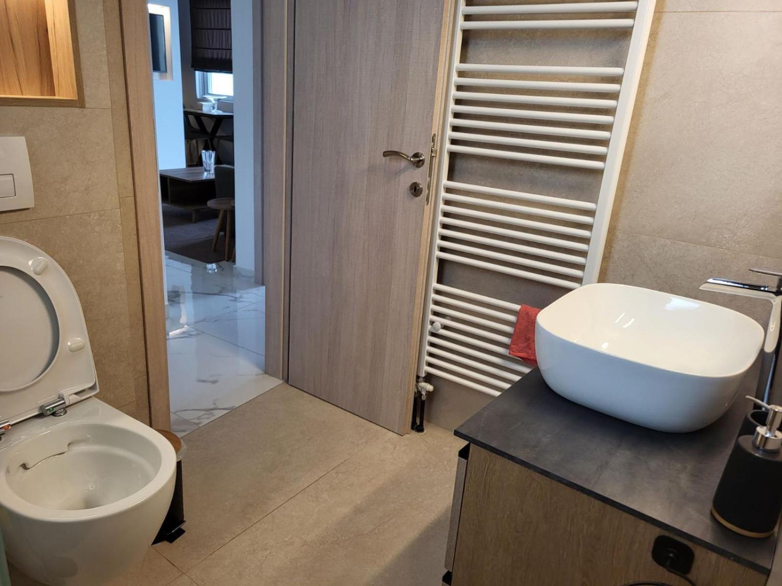 Medd Penthouse Apartment Атина Екстериор снимка